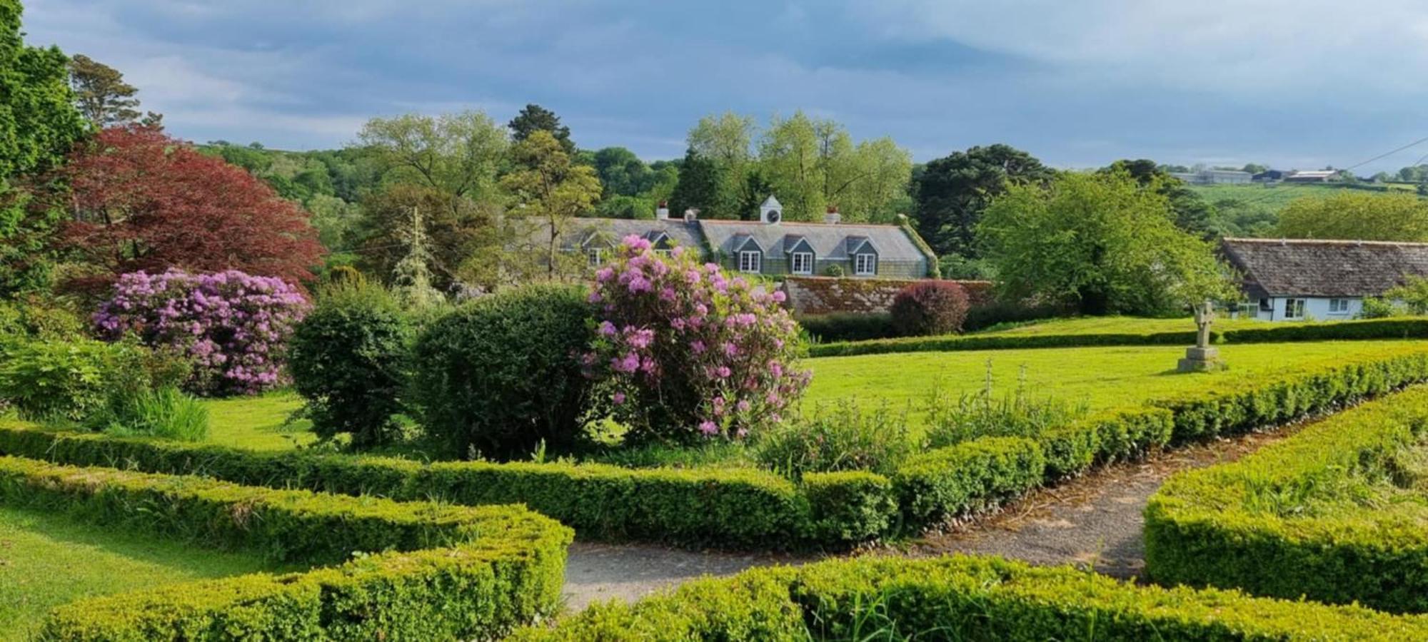 Great Trethew Manor Hotel & Self Catering Lodges Liskeard Eksteriør bilde